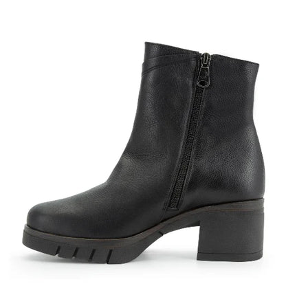 Paula Urban 11-1140 Black