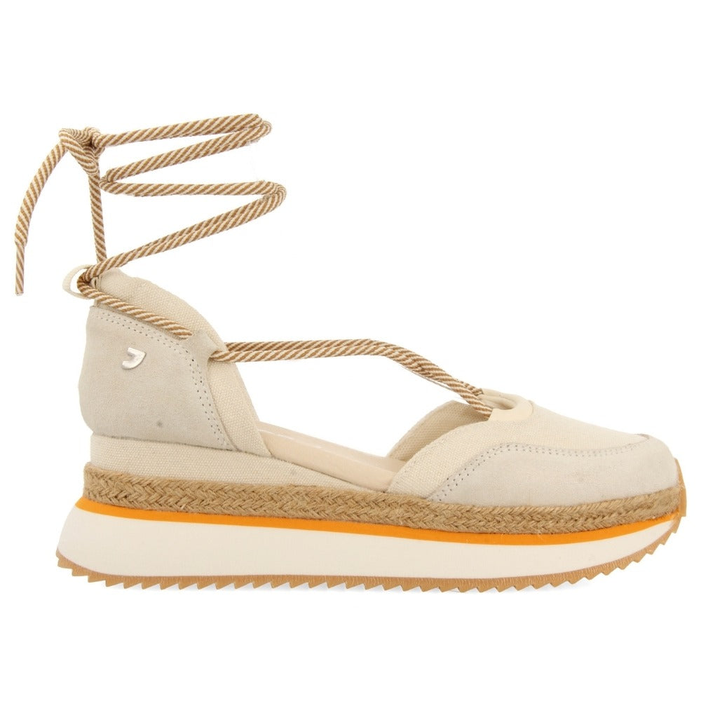 Gioseppo sneakers at Stride Footwear