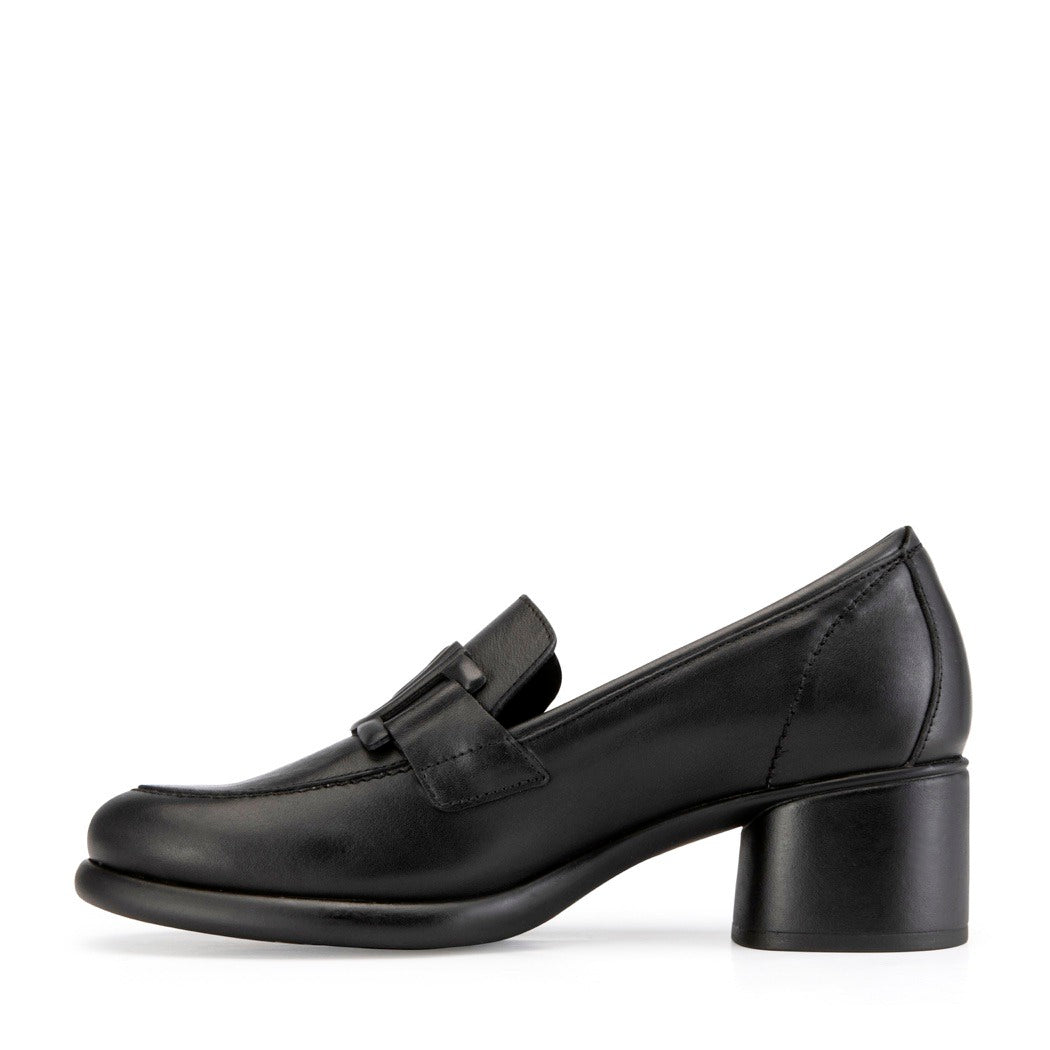 Paula Urban shoes at Stride Footwear