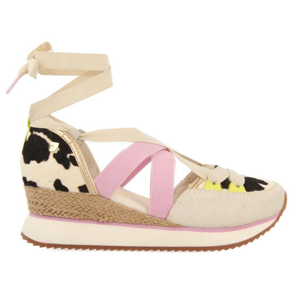 Gioseppo sneakers at Stride Footwear