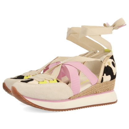 Gioseppo sneakers at Stride Footwear