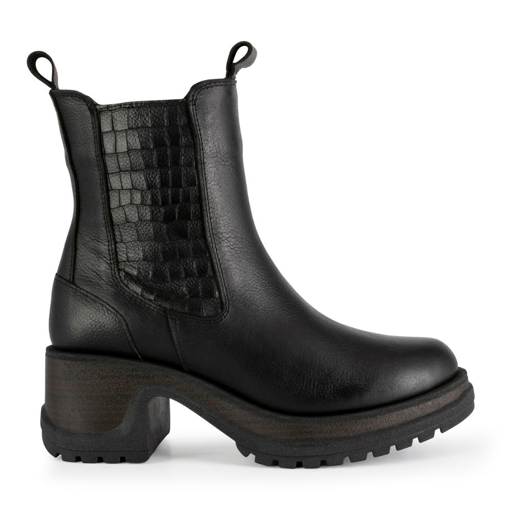 Paula Urban boots at Stride Footwear